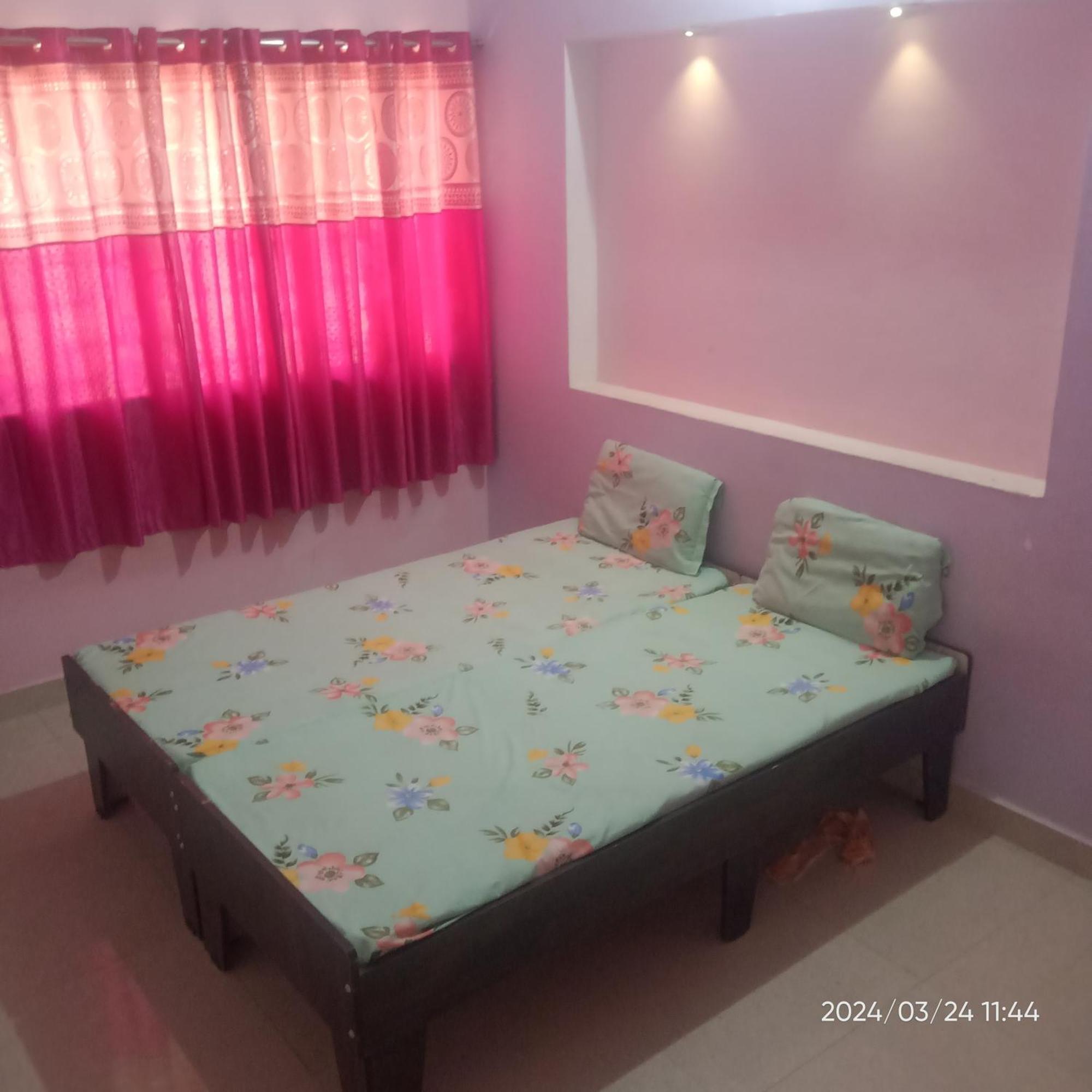 Dwarka Home Stay 2 Only Family Szoba fotó